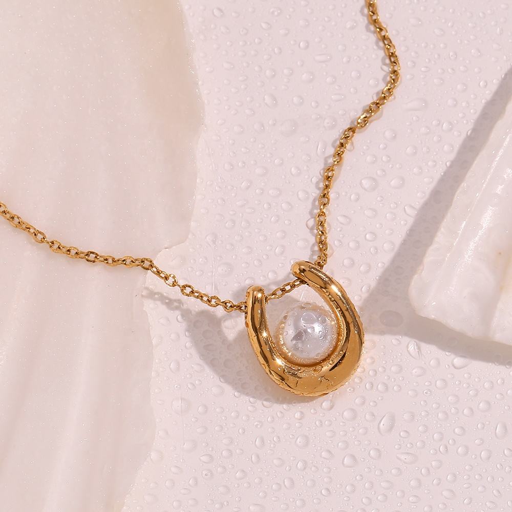 Imitation Pearl Pendant